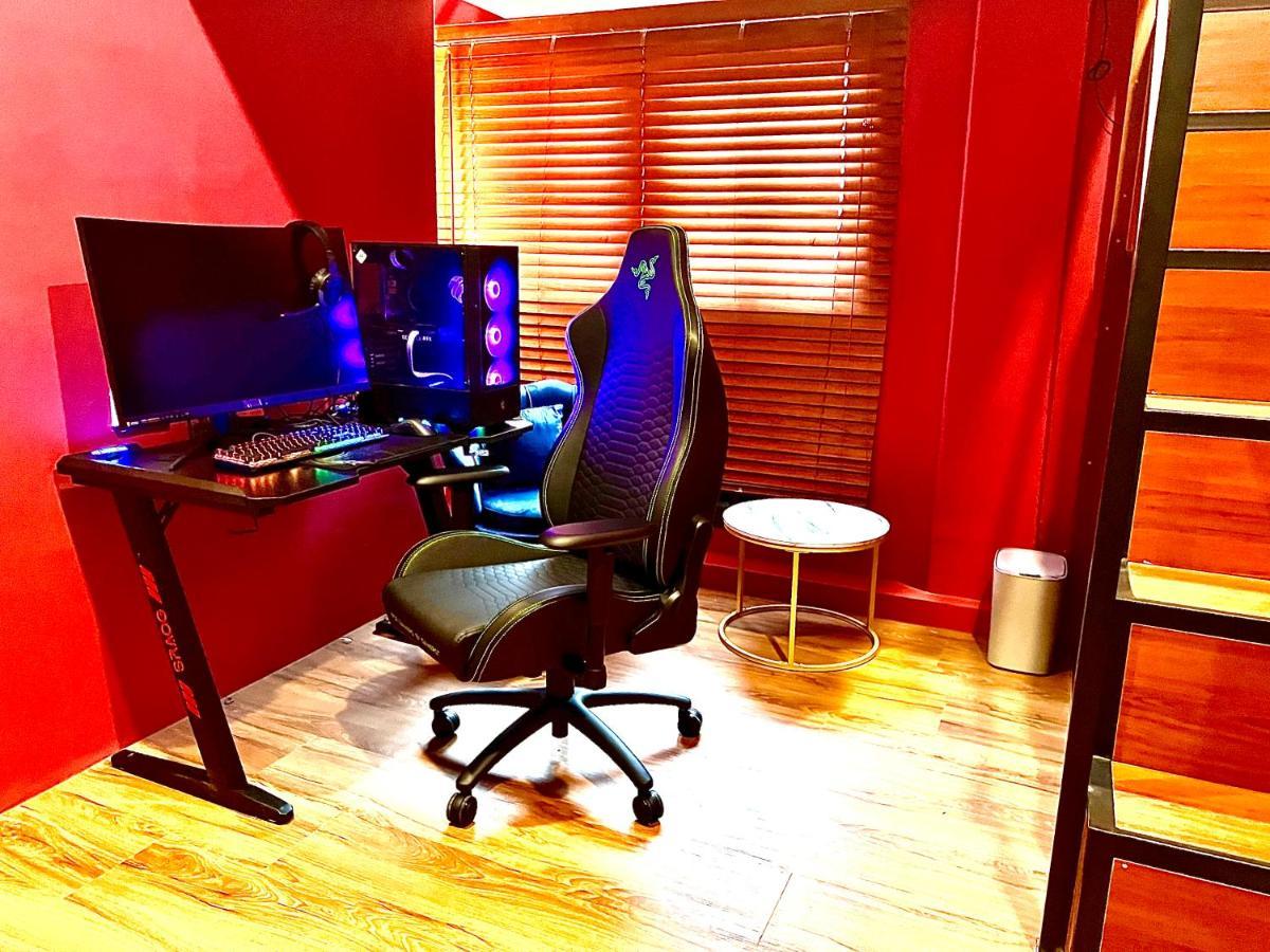 Arena Esports @ Bugis Village Khách sạn