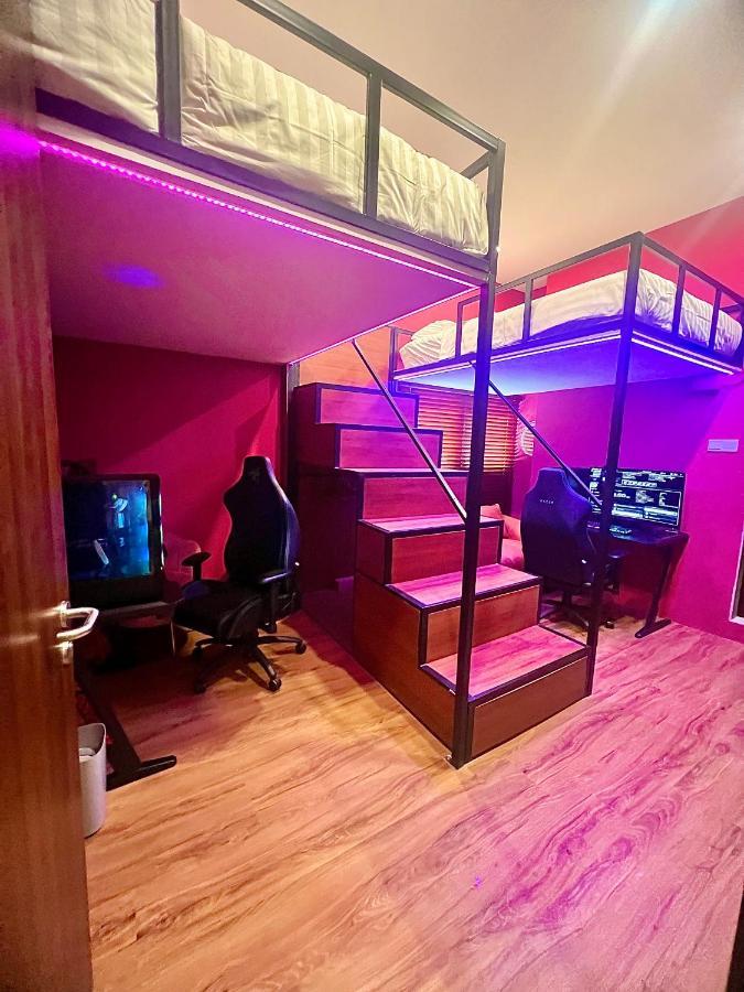 Arena Esports @ Bugis Village Khách sạn 3*